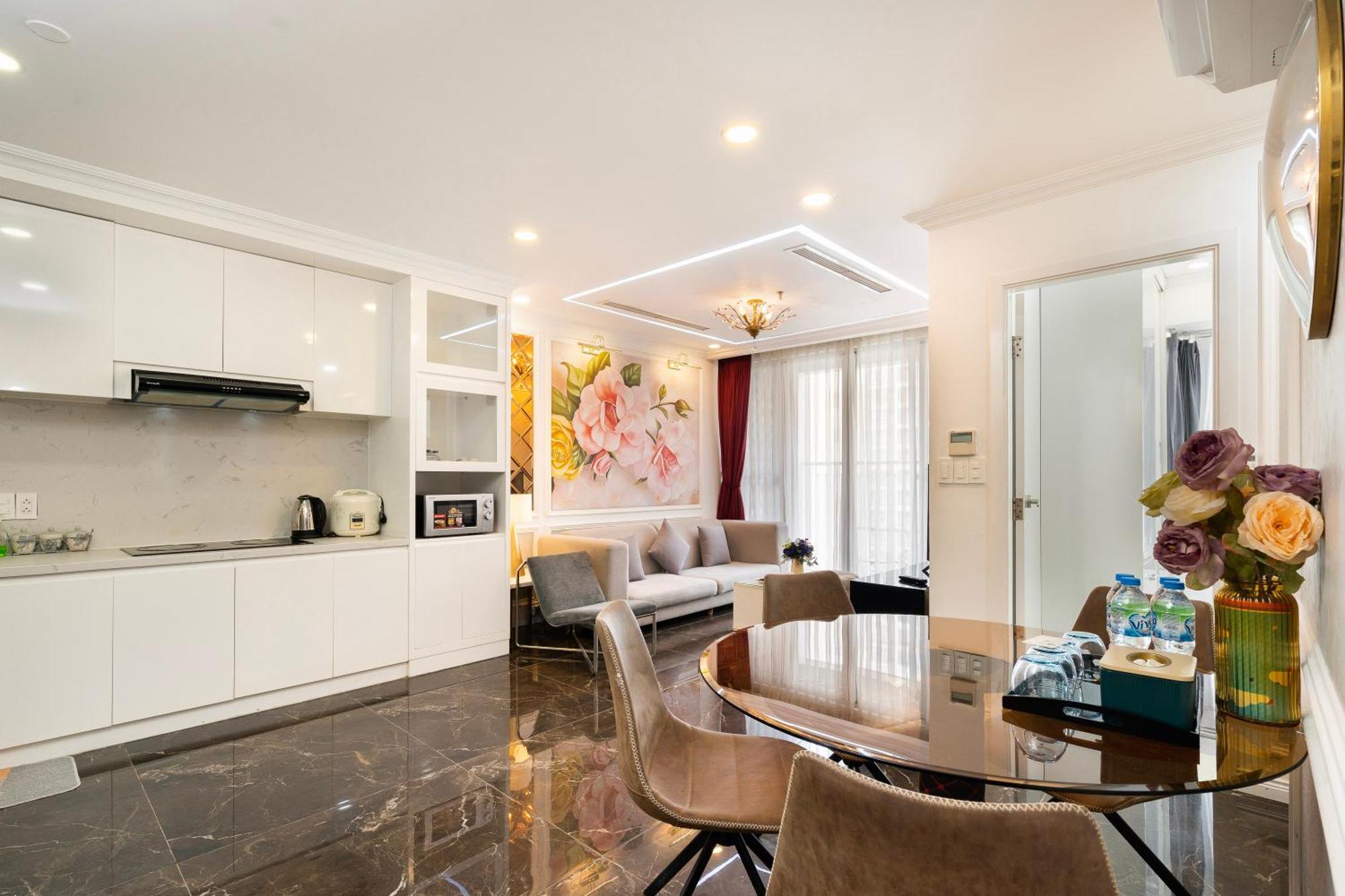 Scenic Valley Serviced Apartment Ho Chi Minh-staden Exteriör bild