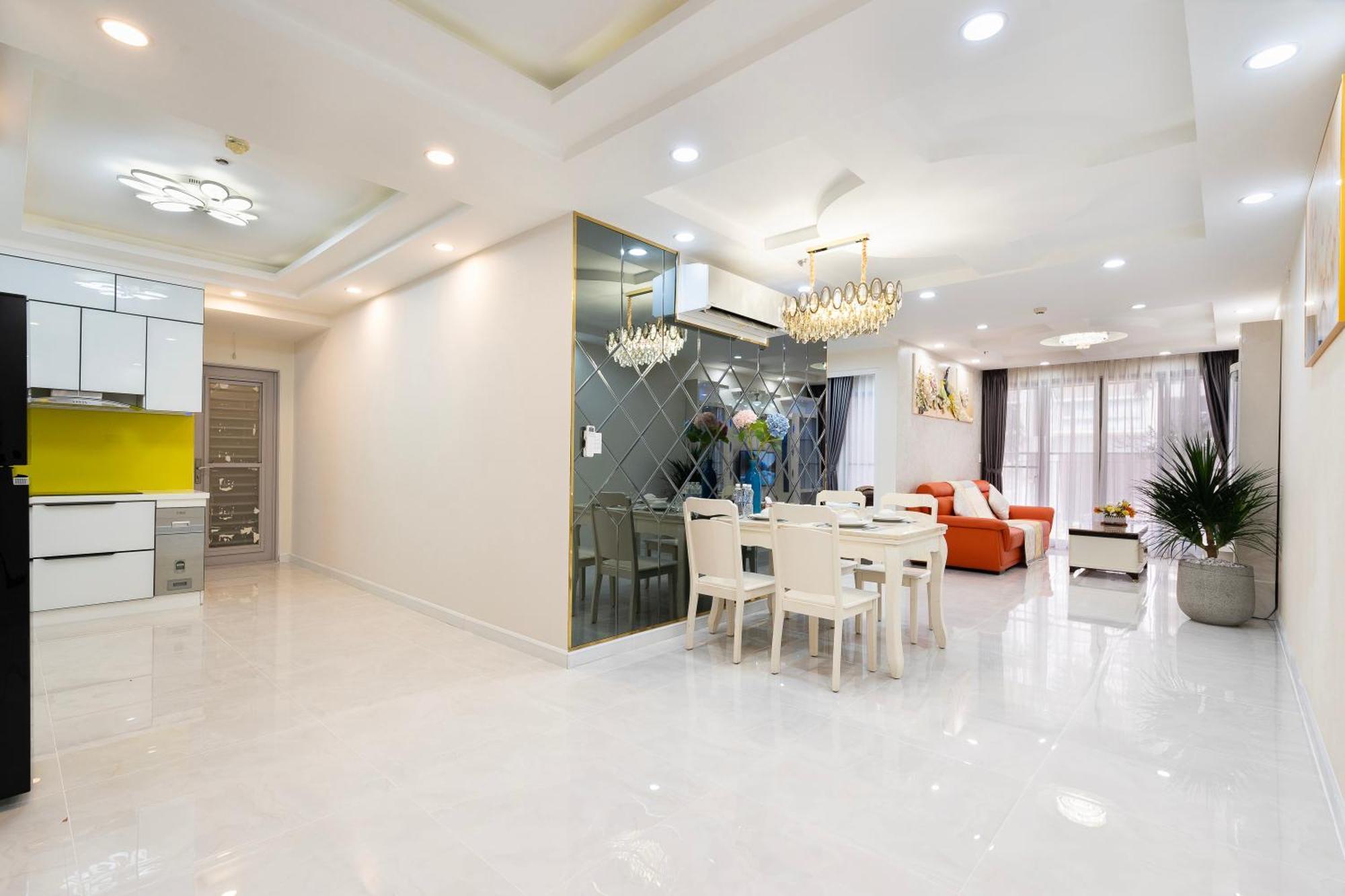 Scenic Valley Serviced Apartment Ho Chi Minh-staden Exteriör bild