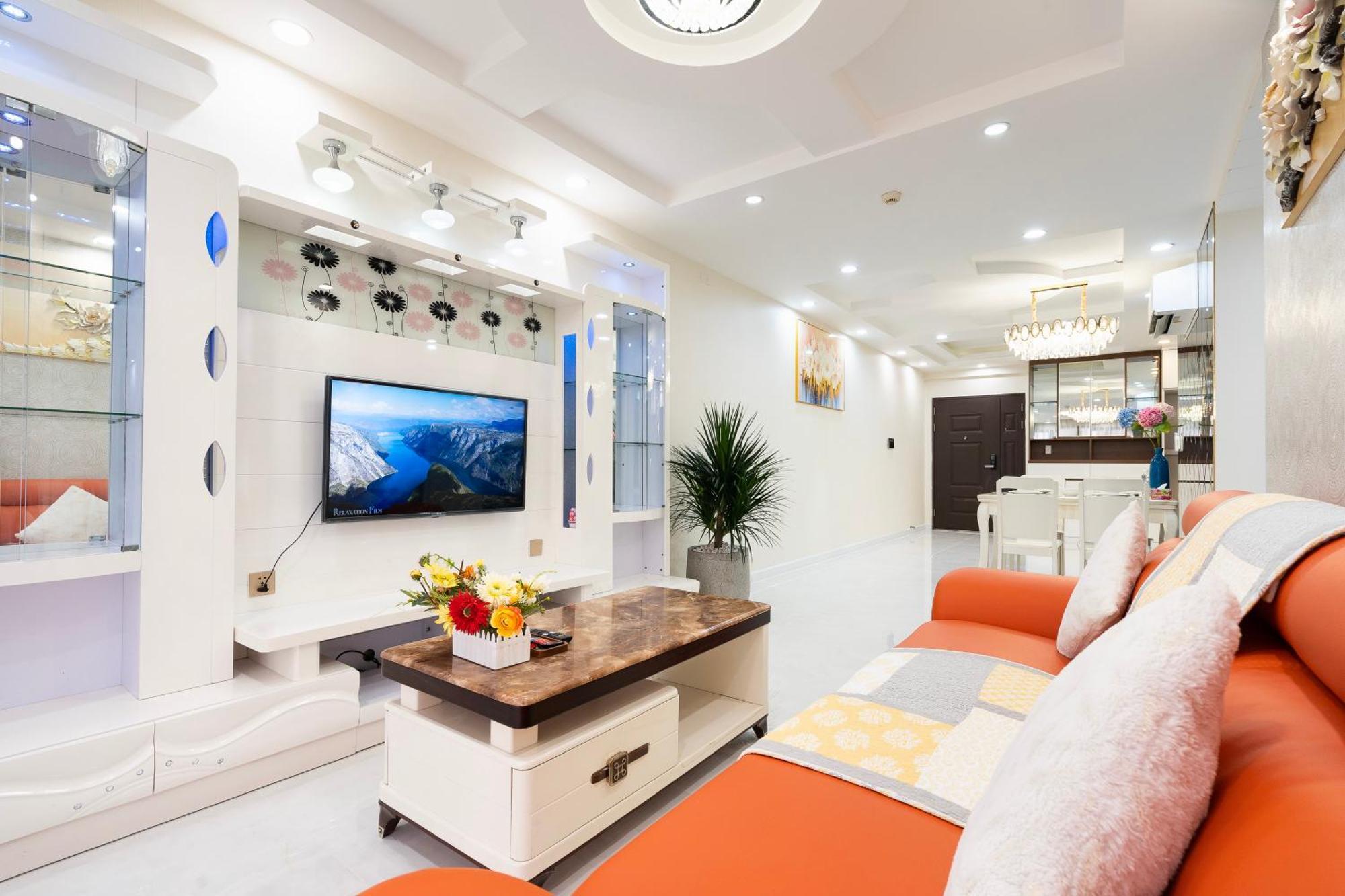 Scenic Valley Serviced Apartment Ho Chi Minh-staden Exteriör bild